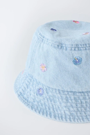 Джинсовая панама с вышивкой «цветы»- Заказать в России