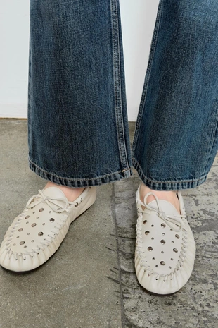 Кожаные лоферы с заклепками- Заказать в России