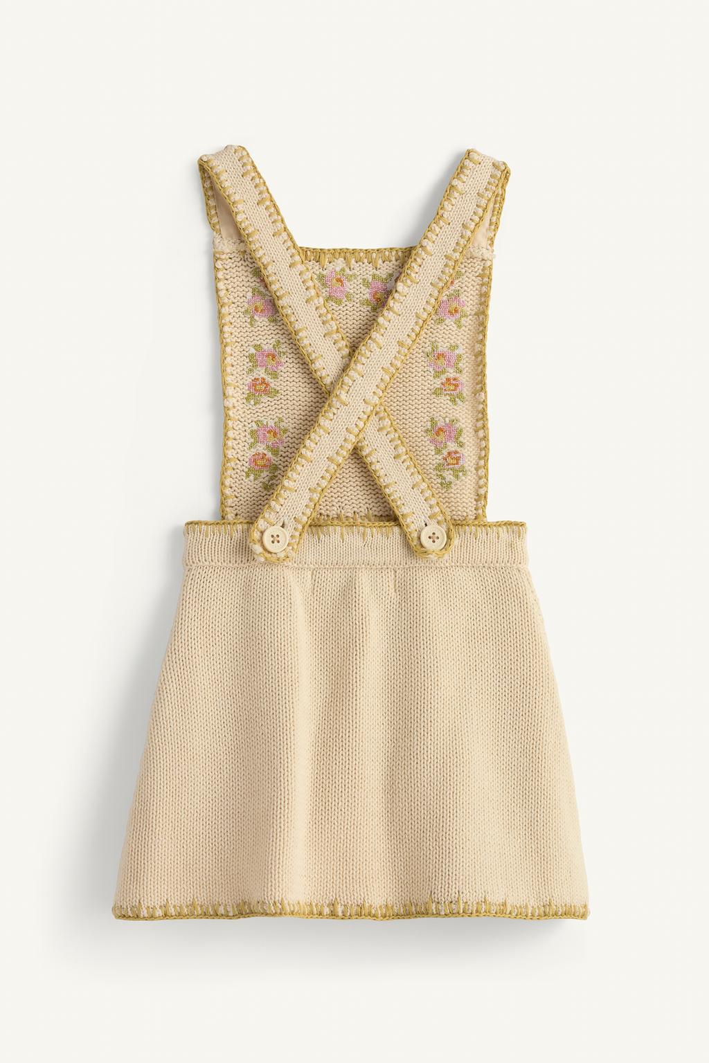 Платье с вышивкой крестиком и аппликацией цветов zara limited edition