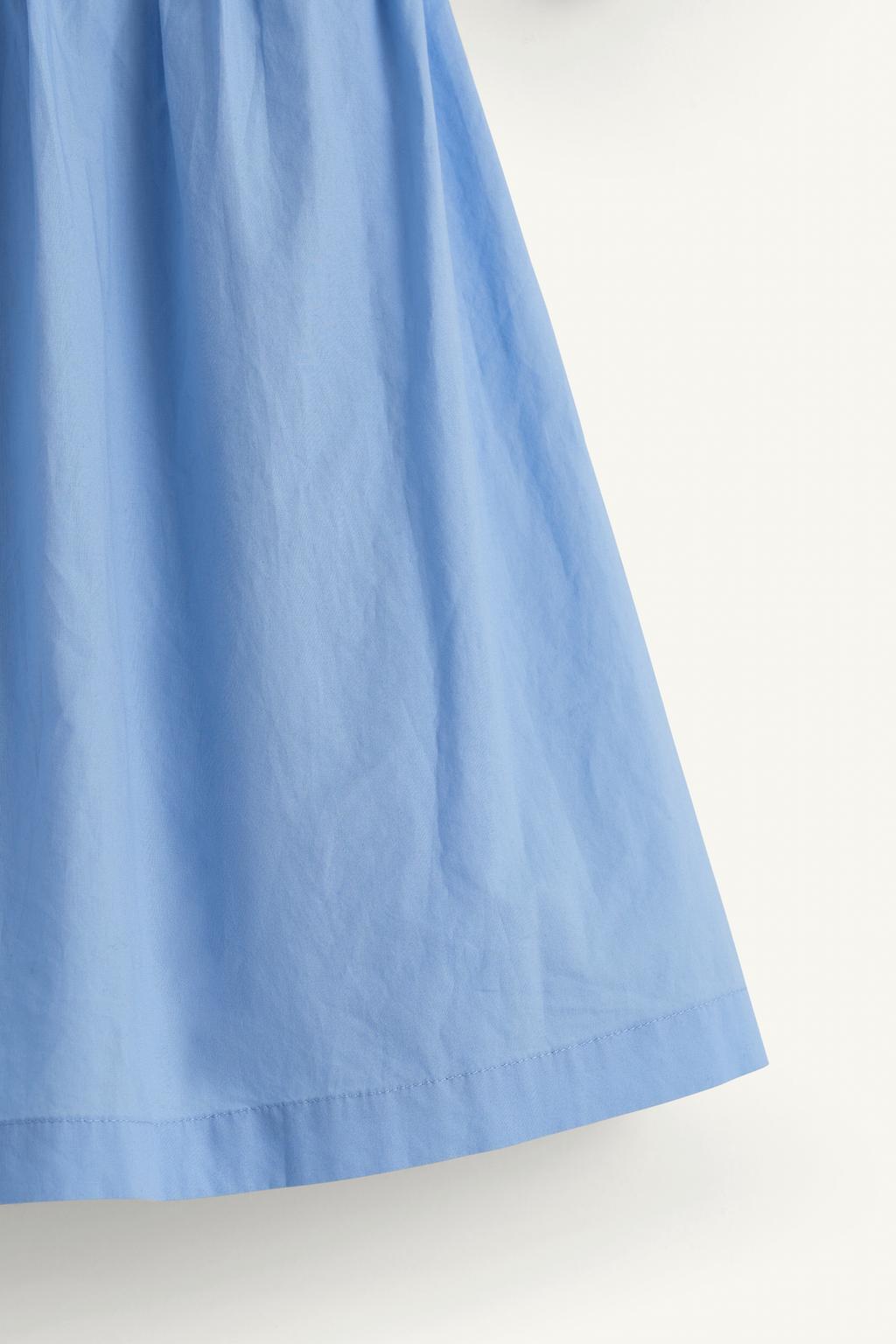 Платье с цветочной вышивкой из лимитированной коллекции