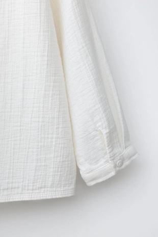 Рубашка из рельефной ткани с воротником-стойкой- Заказать в России