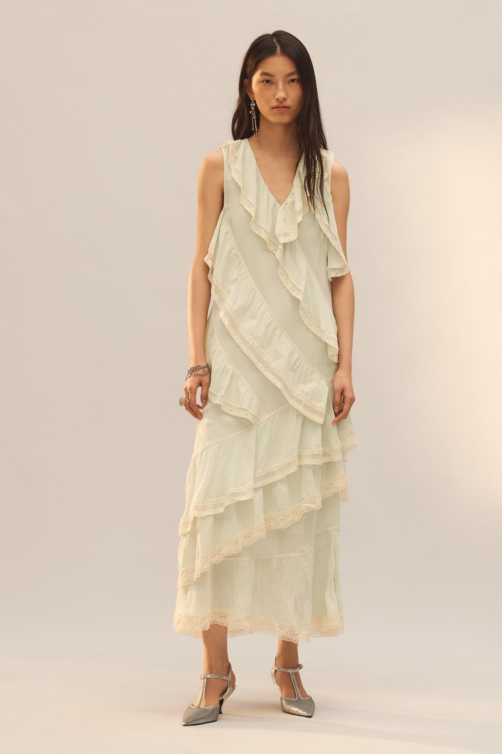 Платье из кружев с оборками limited edition