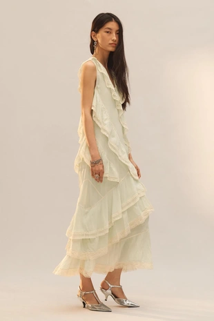 Платье из кружев с оборками limited edition- Заказать в России