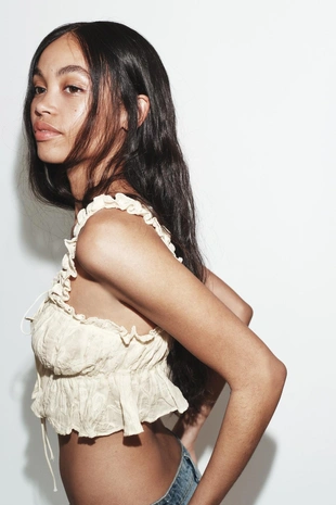 Ecru | 4813/328/712 - Zara Укороченный топ с воланами и текстурой