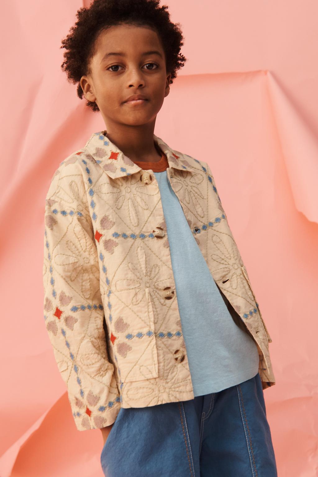 Эксклюзивная стеганая куртка с вышивкой