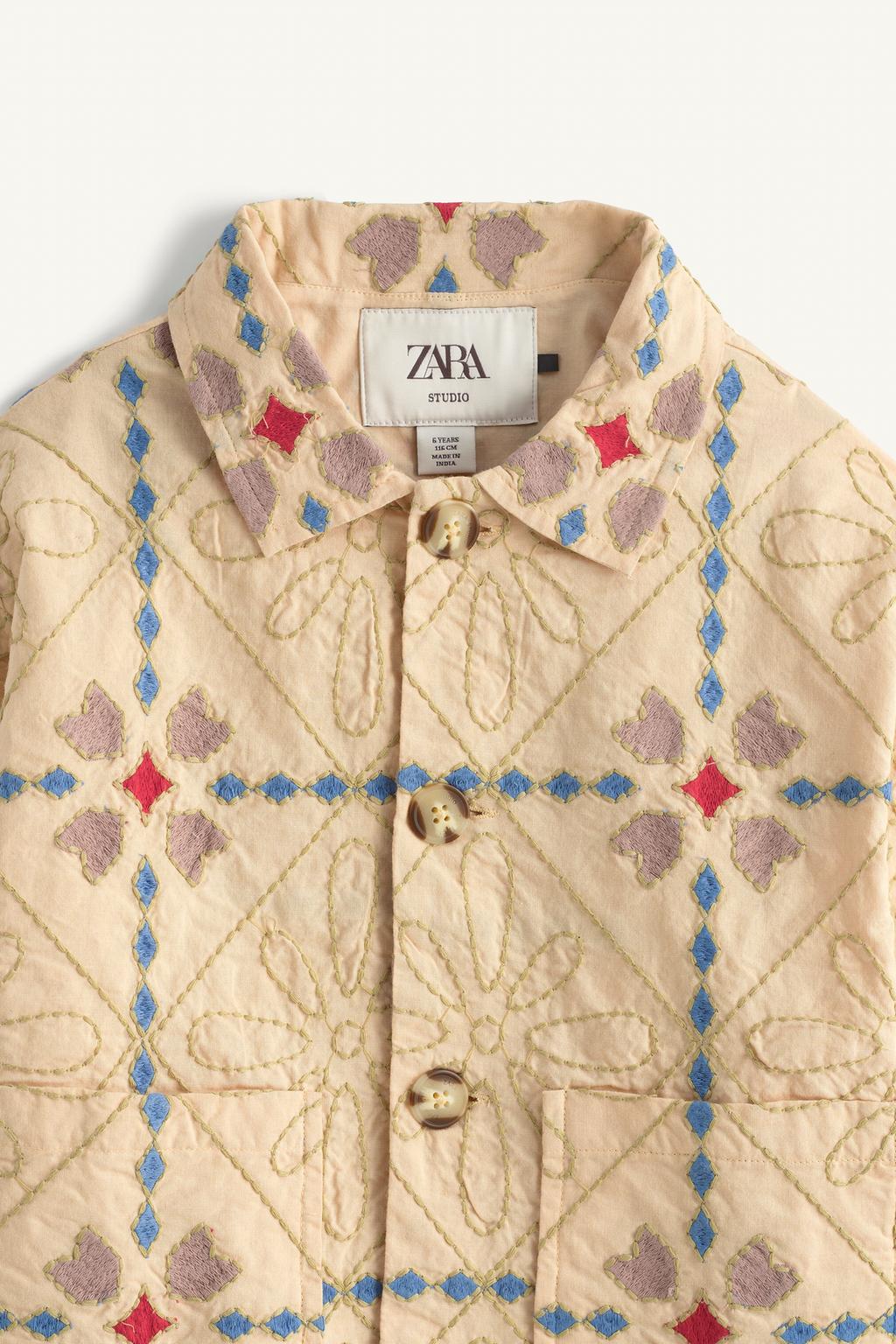 Эксклюзивная стеганая куртка с вышивкой