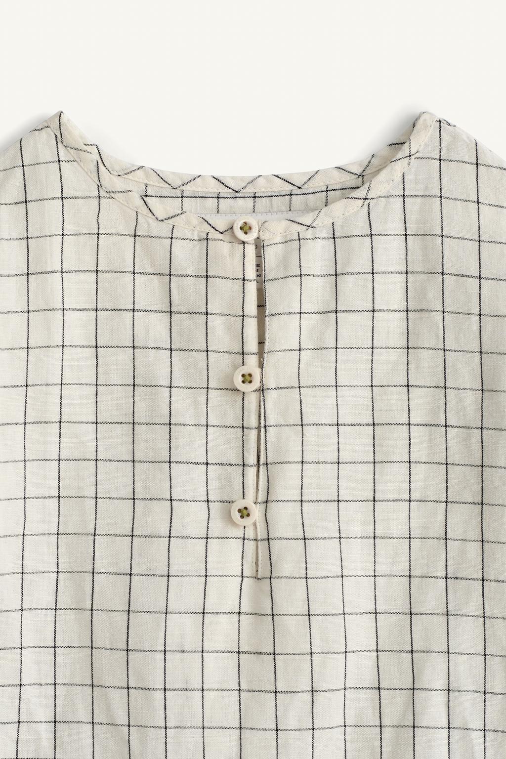 Рубашка с вышитым контрастным узором из ограниченной коллекции