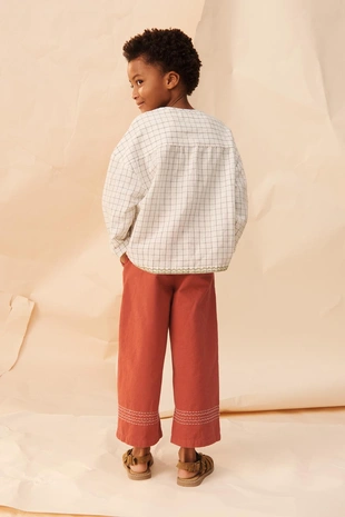 Рубашка с вышитым контрастным узором из ограниченной коллекции- Заказать в России