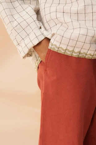 Рубашка с вышитым контрастным узором из ограниченной коллекции- Заказать в России