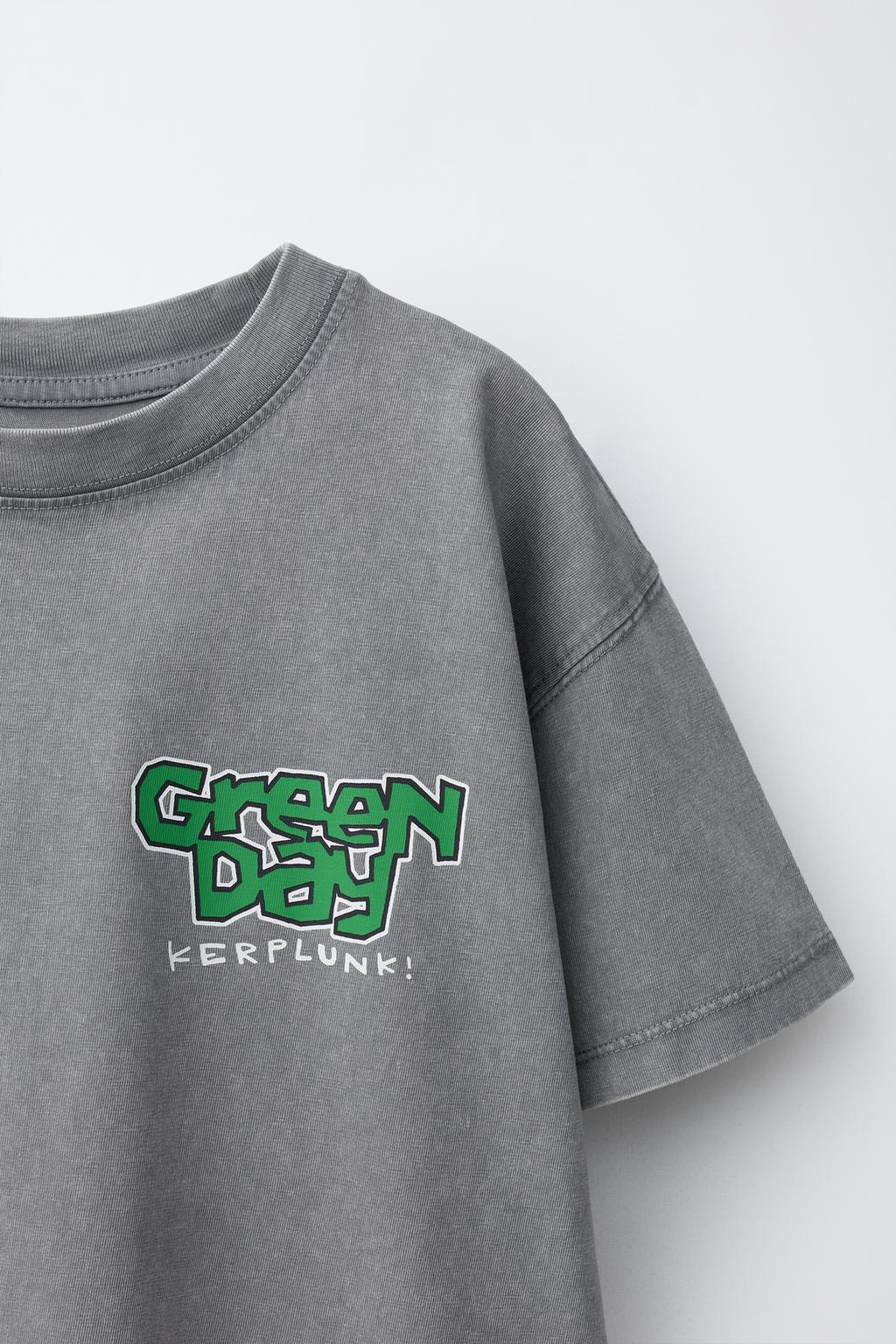 ФУТБОЛКА С ЭФФЕКТОМ ПОТЕРТОСТИ GREENDAY ®