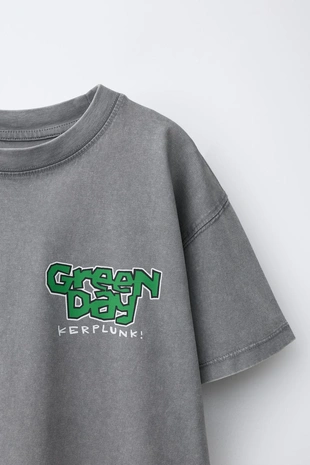 Футболка с эффектом потертости Greenday ®- Заказать в России