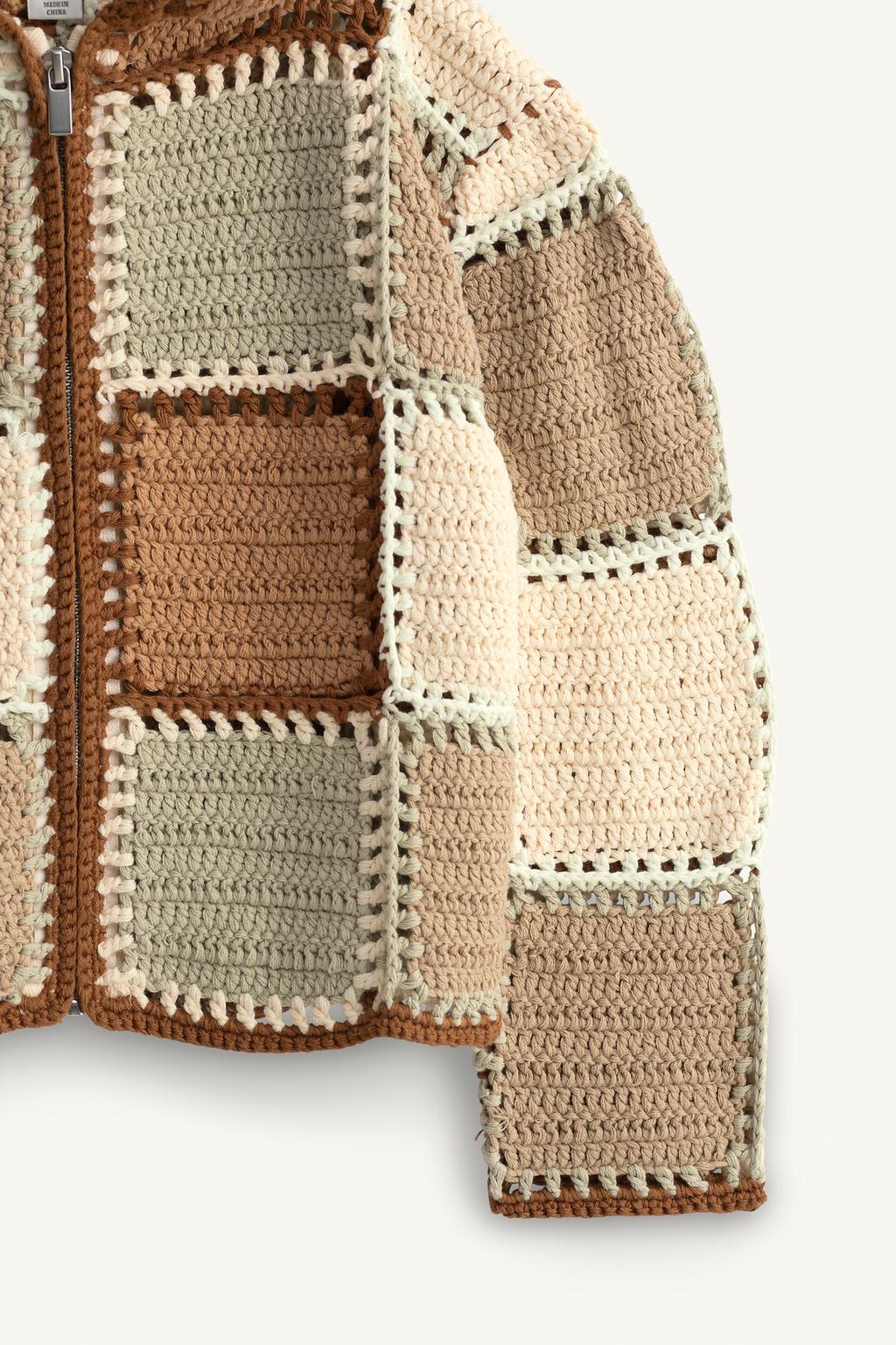 Кардиган с капюшоном из ажурных мотивов. лимитированное издание