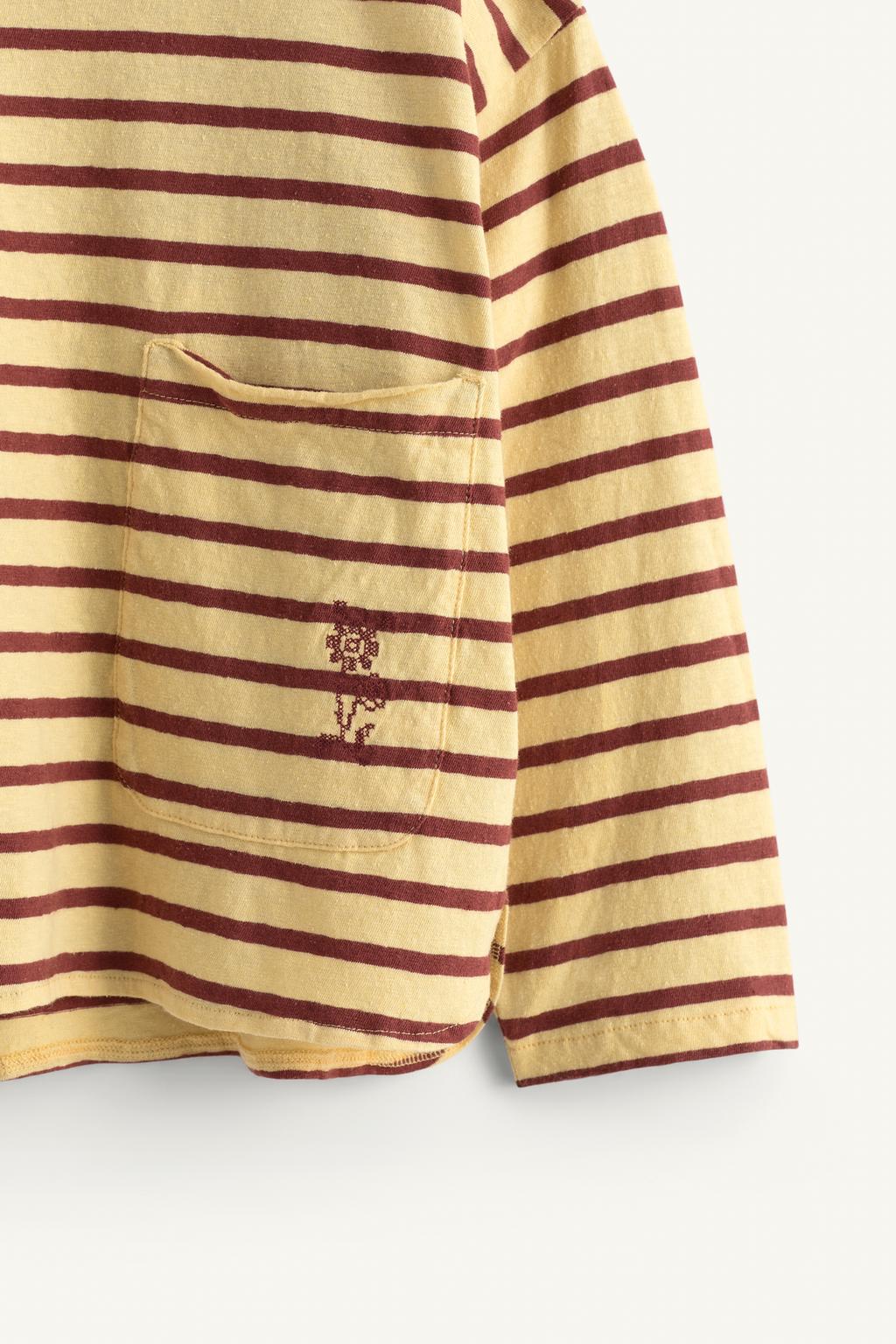 Футболка в полоску limited edition с вышитым цветком