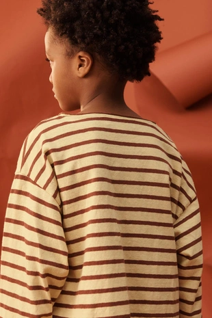 Футболка в полоску limited edition с вышитым цветком- Заказать в России