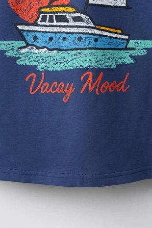 Футболка с принтом парусника- Заказать в России