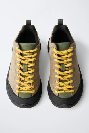 Техничные кроссовки- Заказать в России