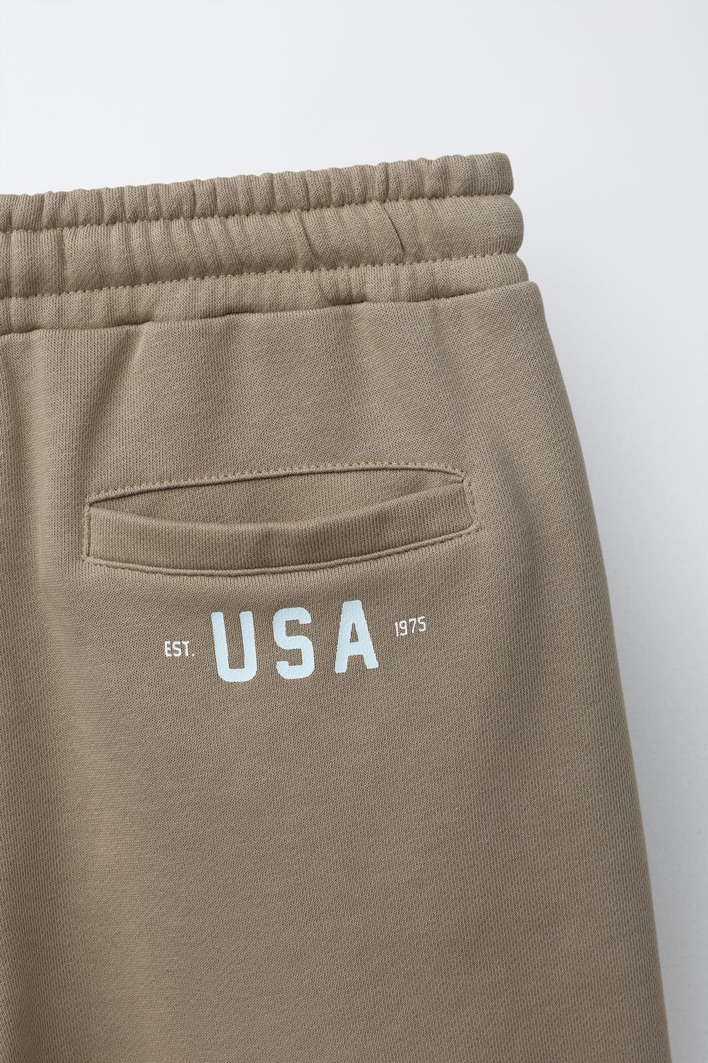 ШОРТЫ-ДЖОГГЕРЫ ИЗ МЯГКОЙ ТКАНИ