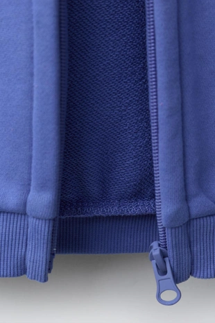 Однотонная толстовка на молнии