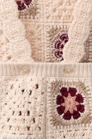 Комбинезон из кружева кроше с цветочными деталями- Заказать в России