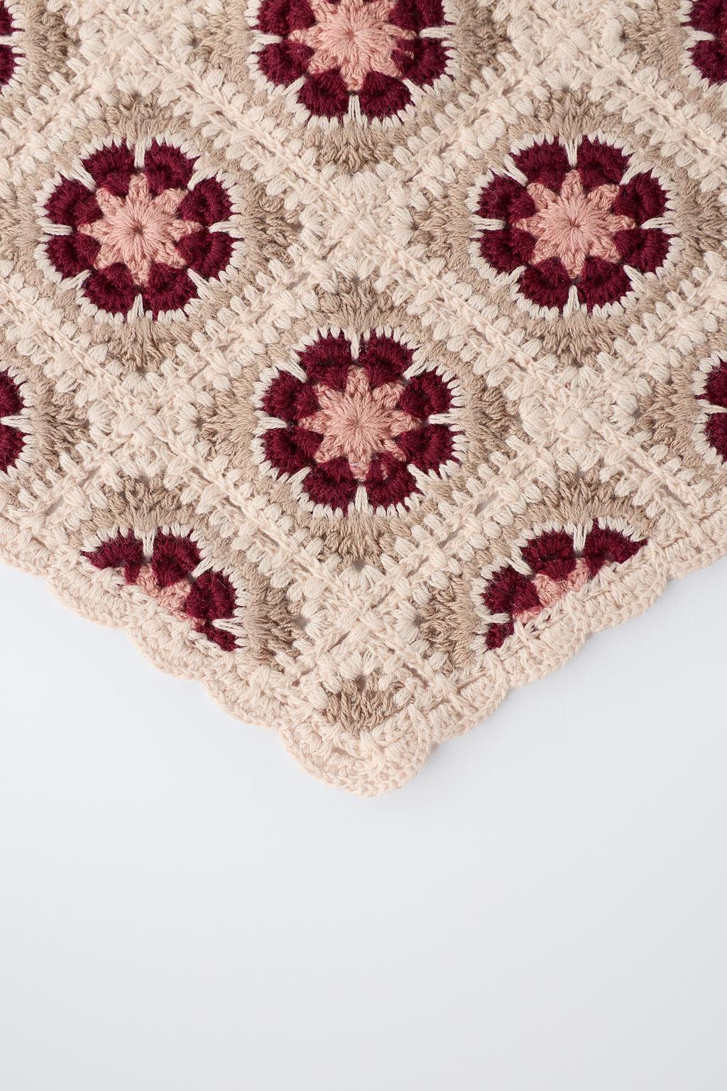 БАНДАНА С ЦВЕТОЧНЫМ КРУЖЕВОМ КРОШЕ