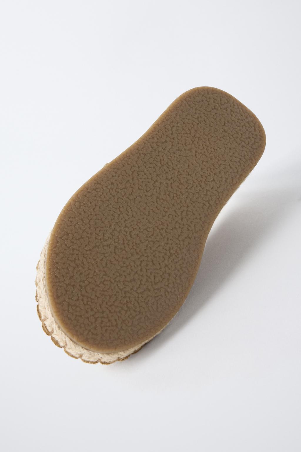 ЭСПАДРИЛЬИ ИЗ КОЖИ