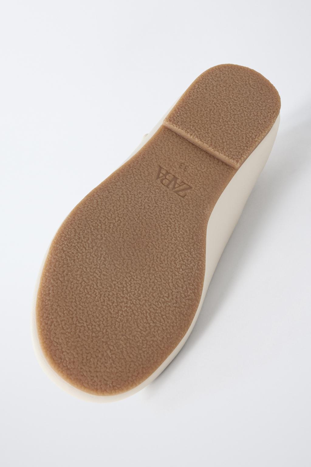 БАЛЕТКИ С ПРЯЖКОЙ