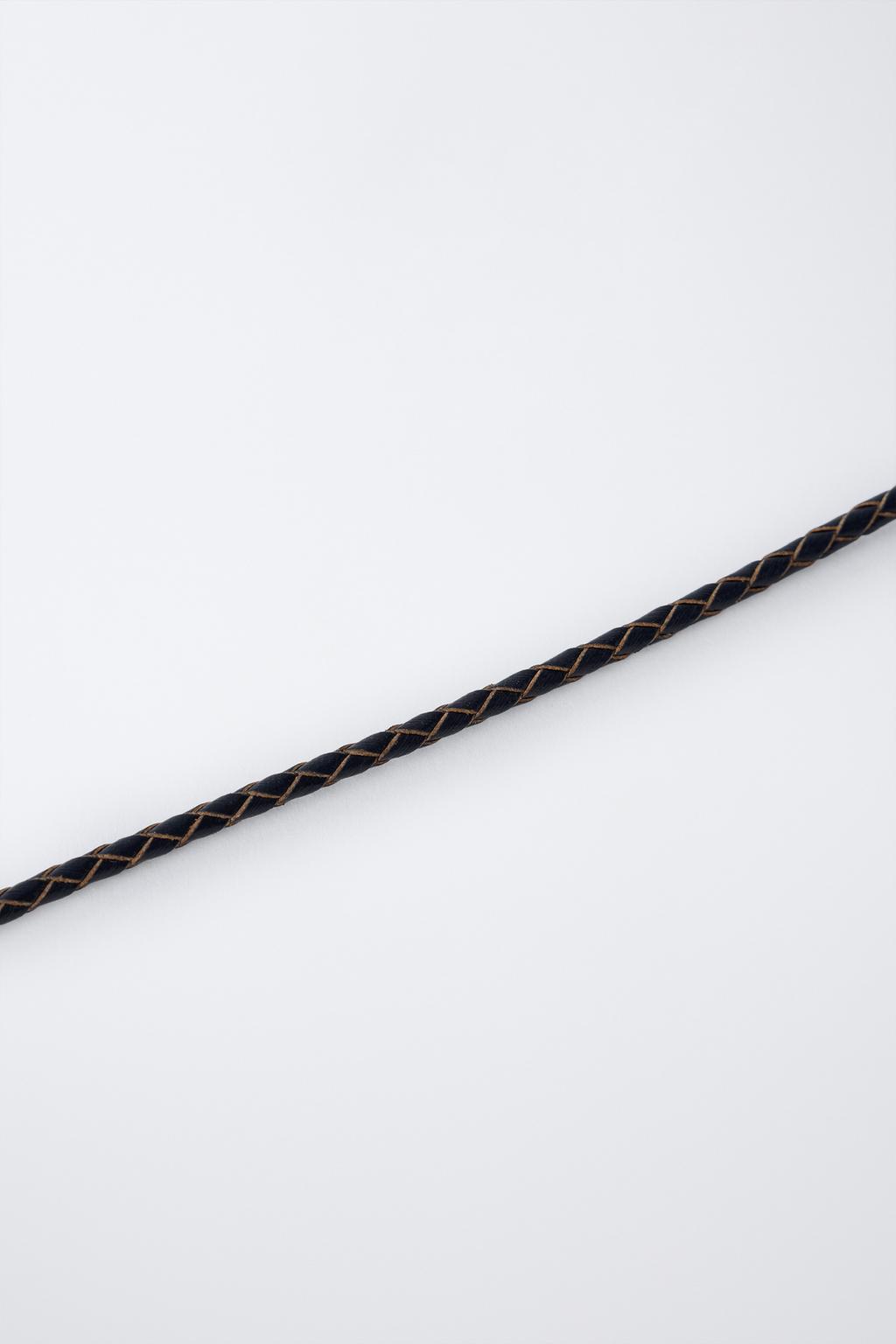 Набор из двух оплетенных веревкой и деревянных бусин ожерелий