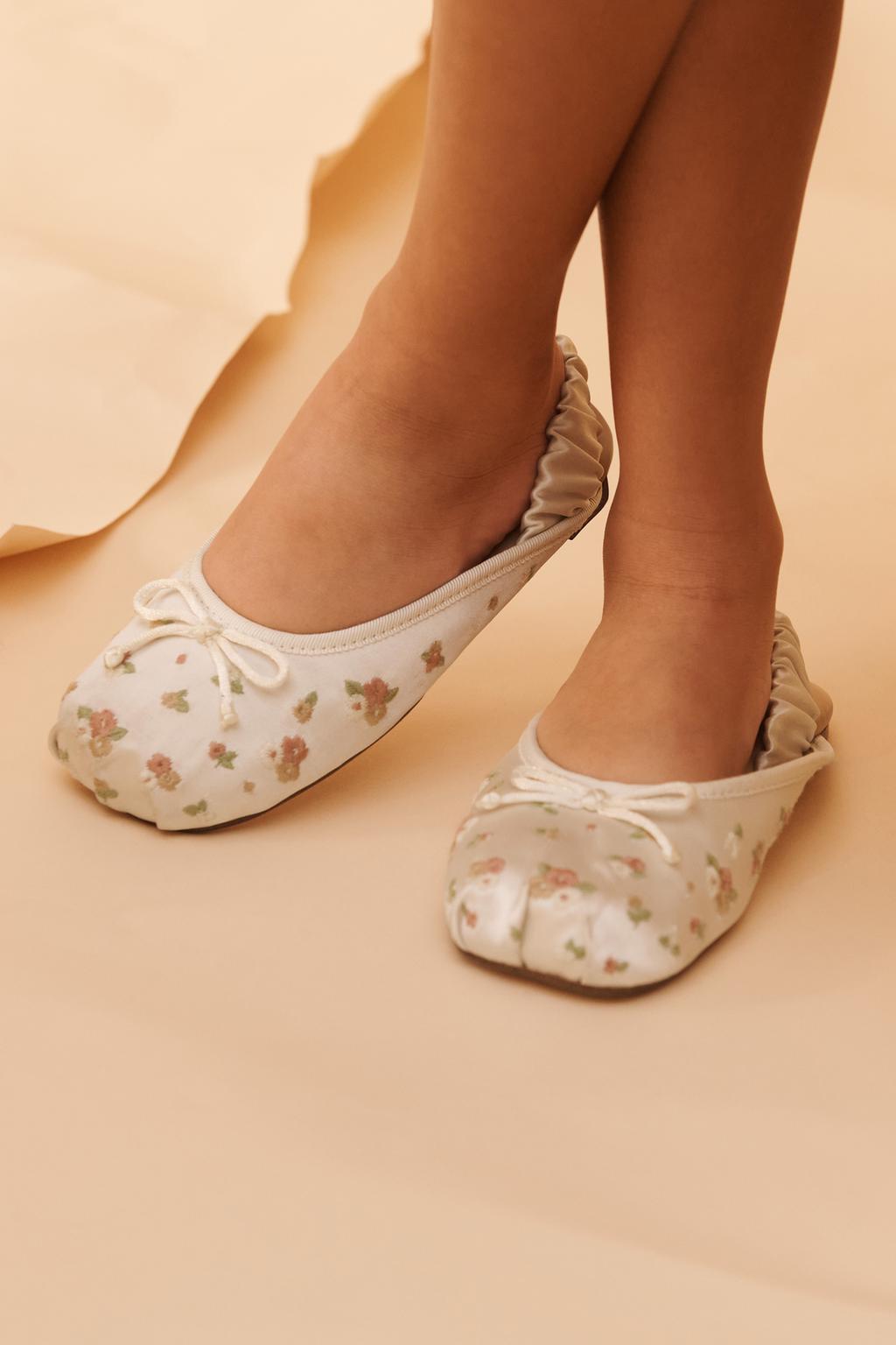 Балетки с открытым пяткой limited edition