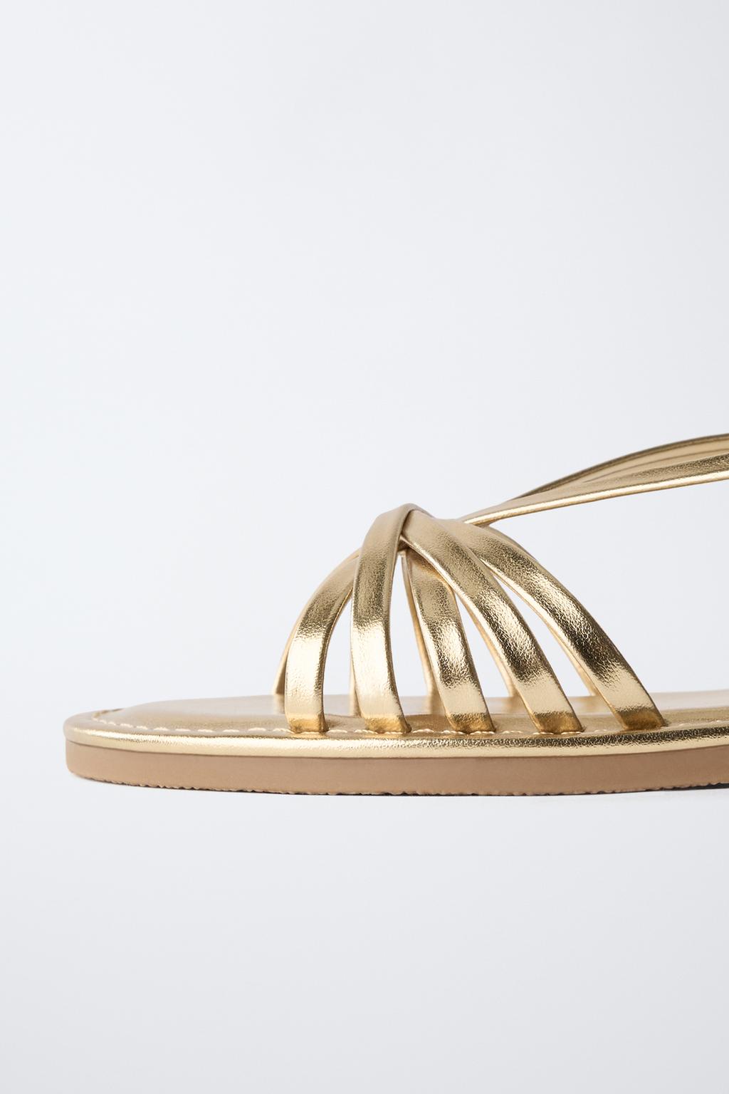 МЕТАЛЛИЗИРОВАННЫЕ БОСОНОЖКИ С РЕМЕШКАМИ