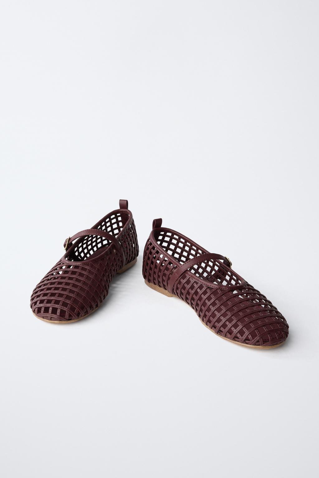 ПРОРЕЗНЫЕ БАЛЕТКИ