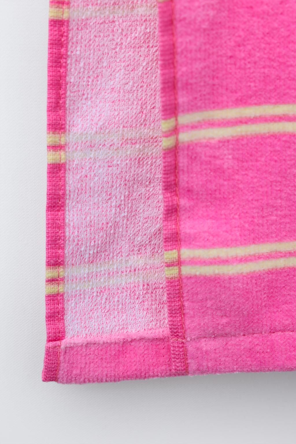 ПОЛОТЕНЦЕ-ПОНЧО HELLO KITTY © SANRIO