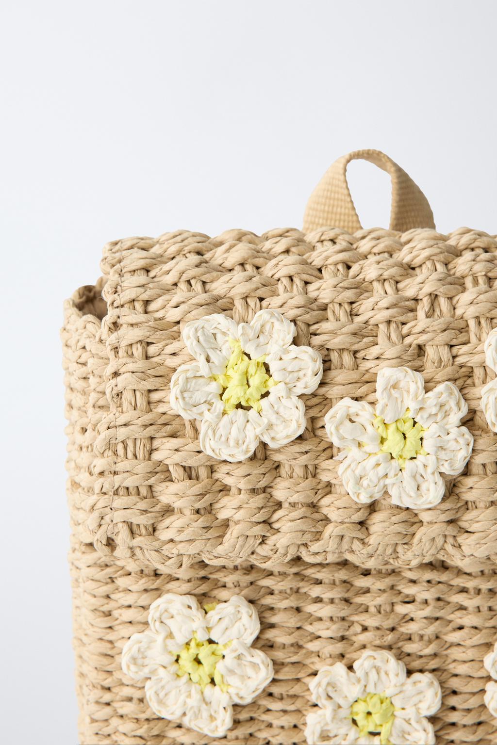 РЮКЗАК ИЗ РАФИИ С ЦВЕТАМИ