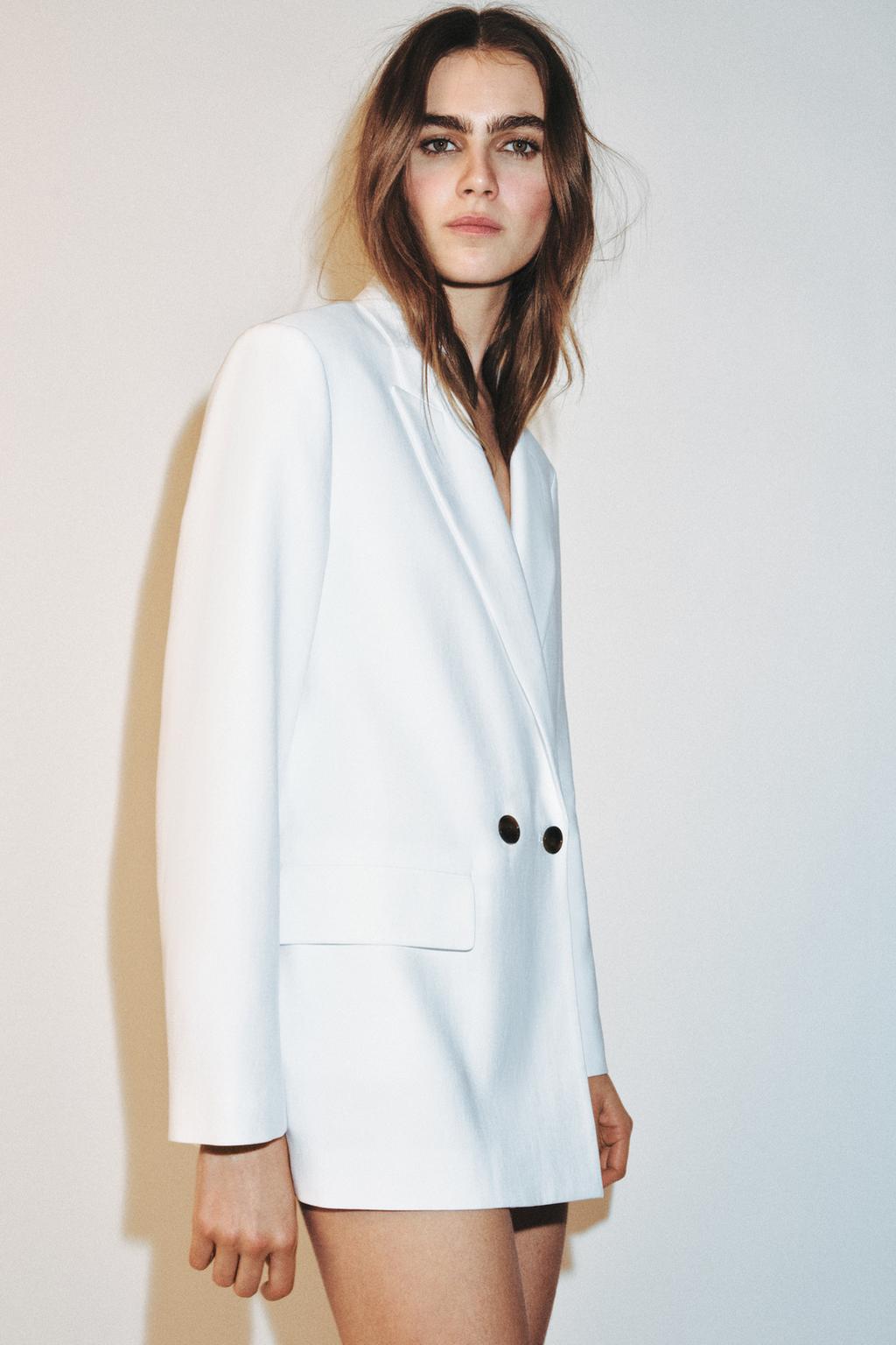 ДВУБОРТНЫЙ БЛЕЙЗЕР ОВЕРСАЙЗ С ПОДПЛЕЧНИКАМИ