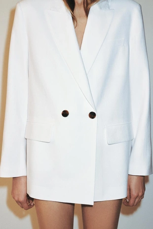 Двубортный блейзер оверсайз с подплечниками- Заказать в России