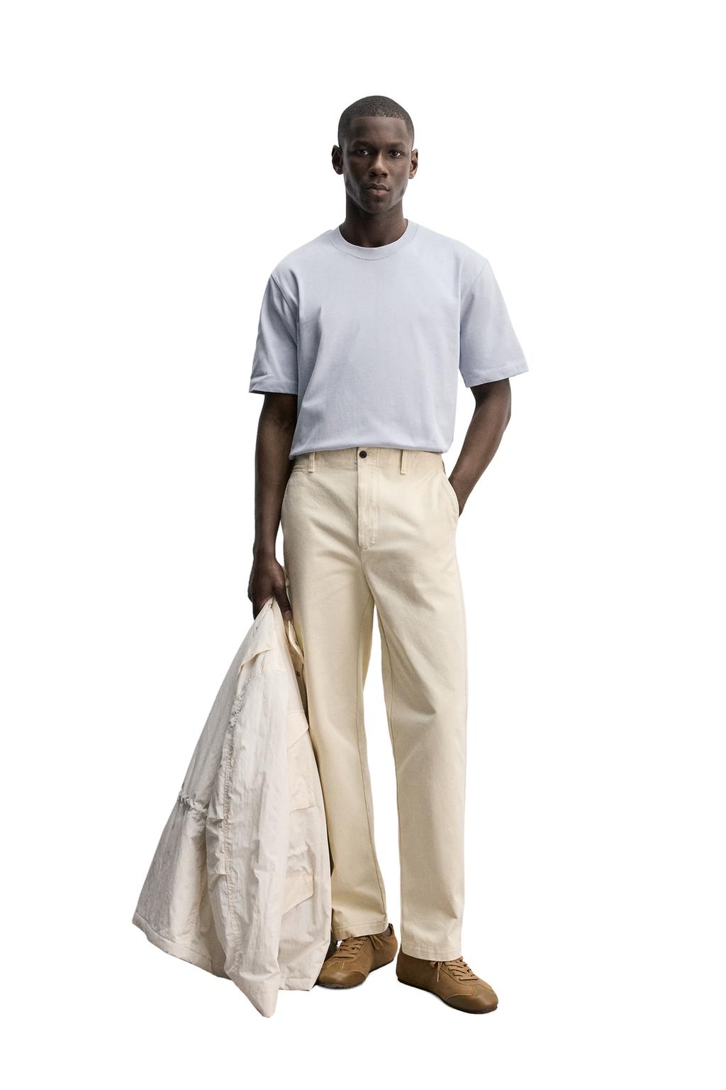 ПЛОТНАЯ ФУТБОЛКА С КОРОТКИМИ РУКАВАМИ