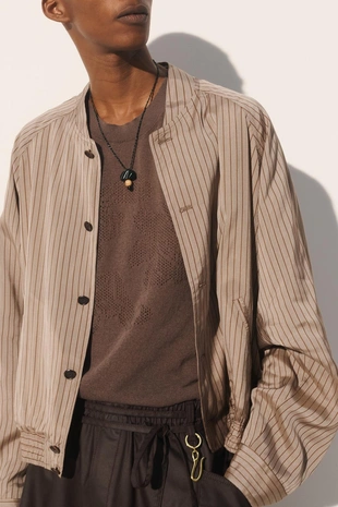 Укороченная удобная полосатая куртка из вискозы и купро- Заказать в России