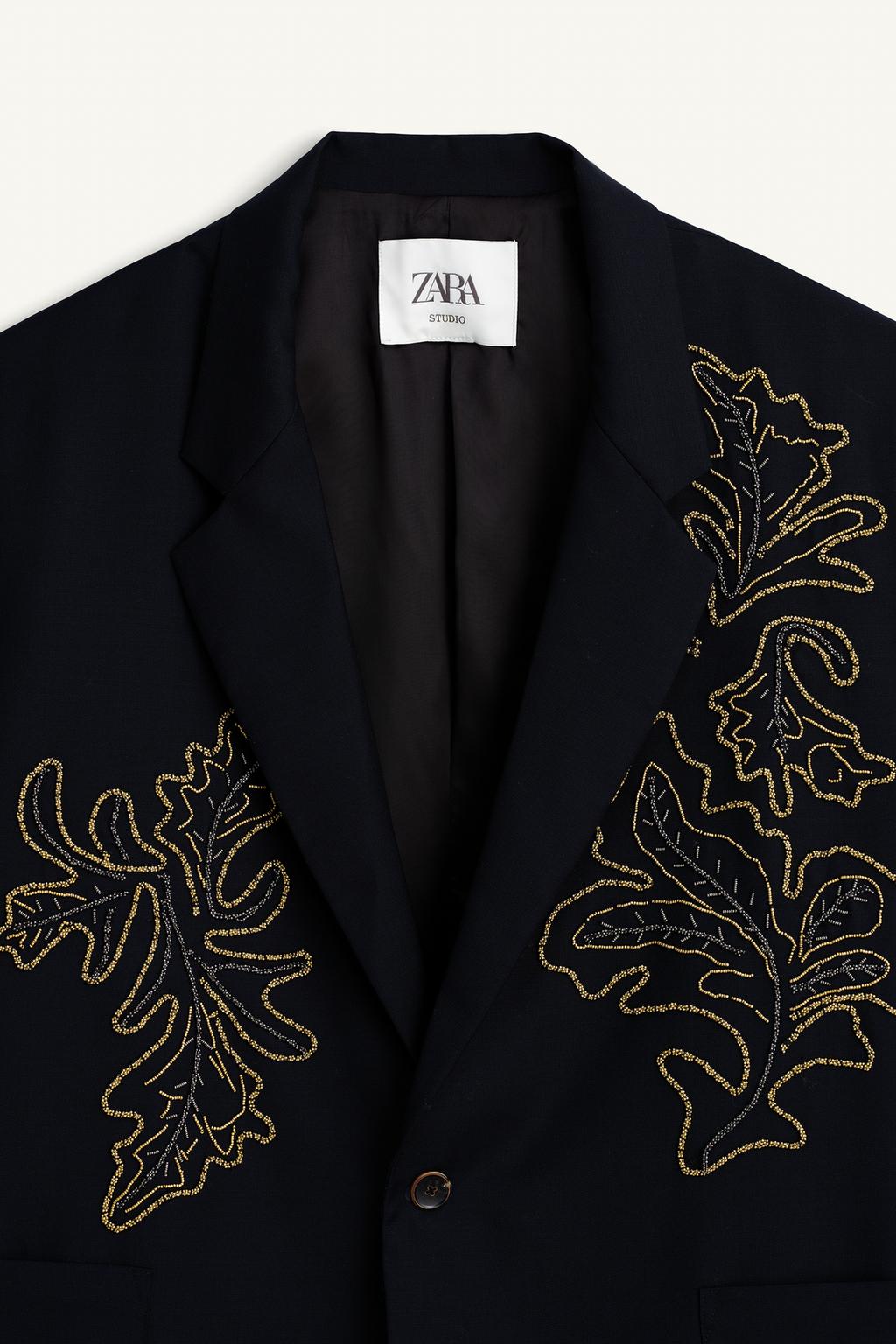 Пиджак свободного кроя с контрастной вышивкой