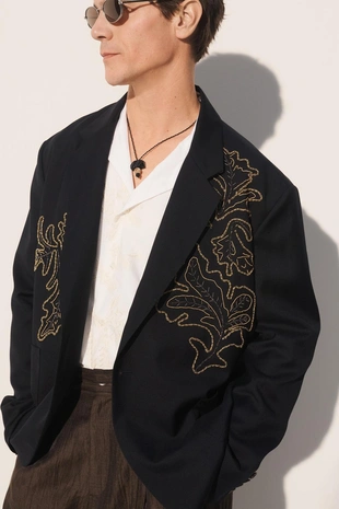 Пиджак свободного кроя с контрастной вышивкой- Заказать в России
