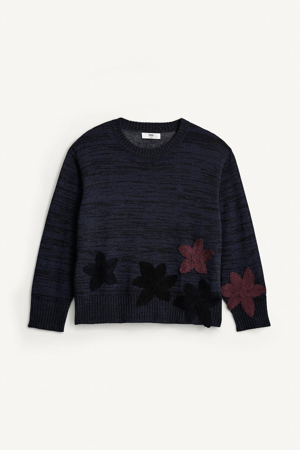 Джемпер с цветочным узором свободного кроя