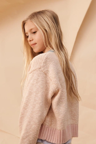 Кардиган с блоками цветов и вышитым цветком limited edition- Заказать в России