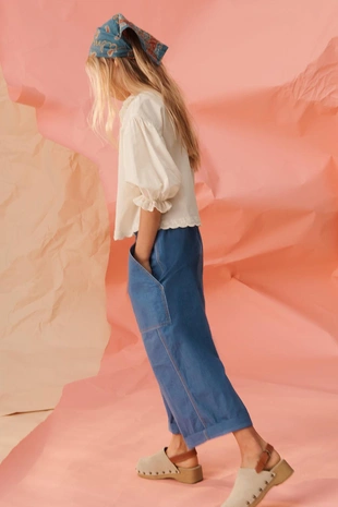 Рубашка с вышивкой цветов и оборками limited edition- Заказать в России