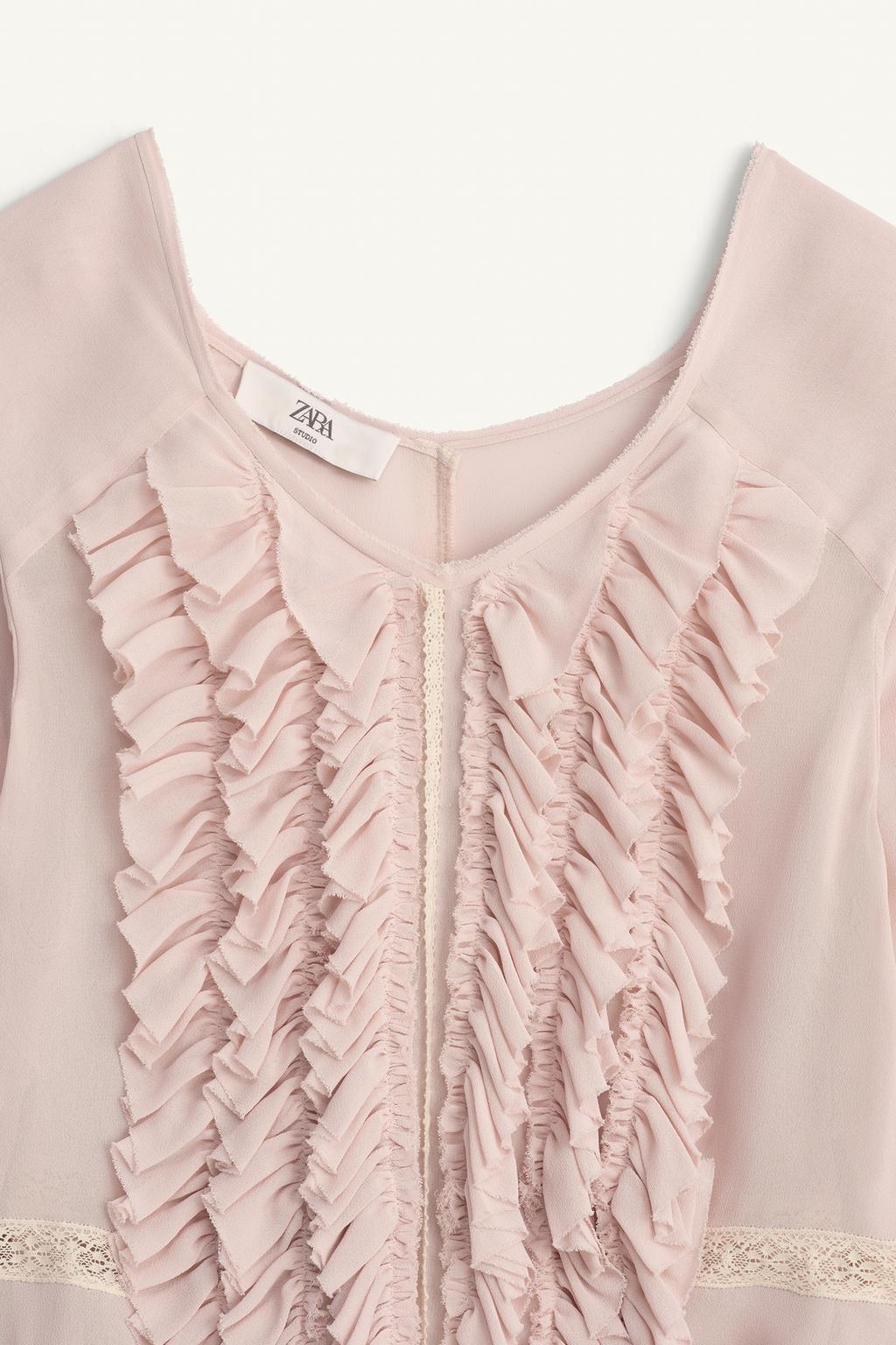 Рубашка с оборками из кружева limited edition