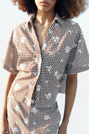 Рубашка в клетку с вышивкой