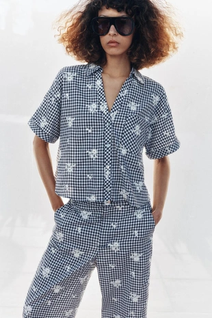 Рубашка в клетку с вышивкой