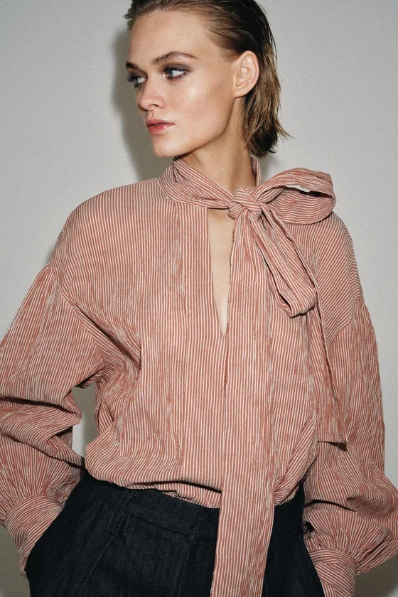 РУБАШКА В ПОЛОСКУ С ЗАВЯЗКАМИ — коллекция Zara «ZW»