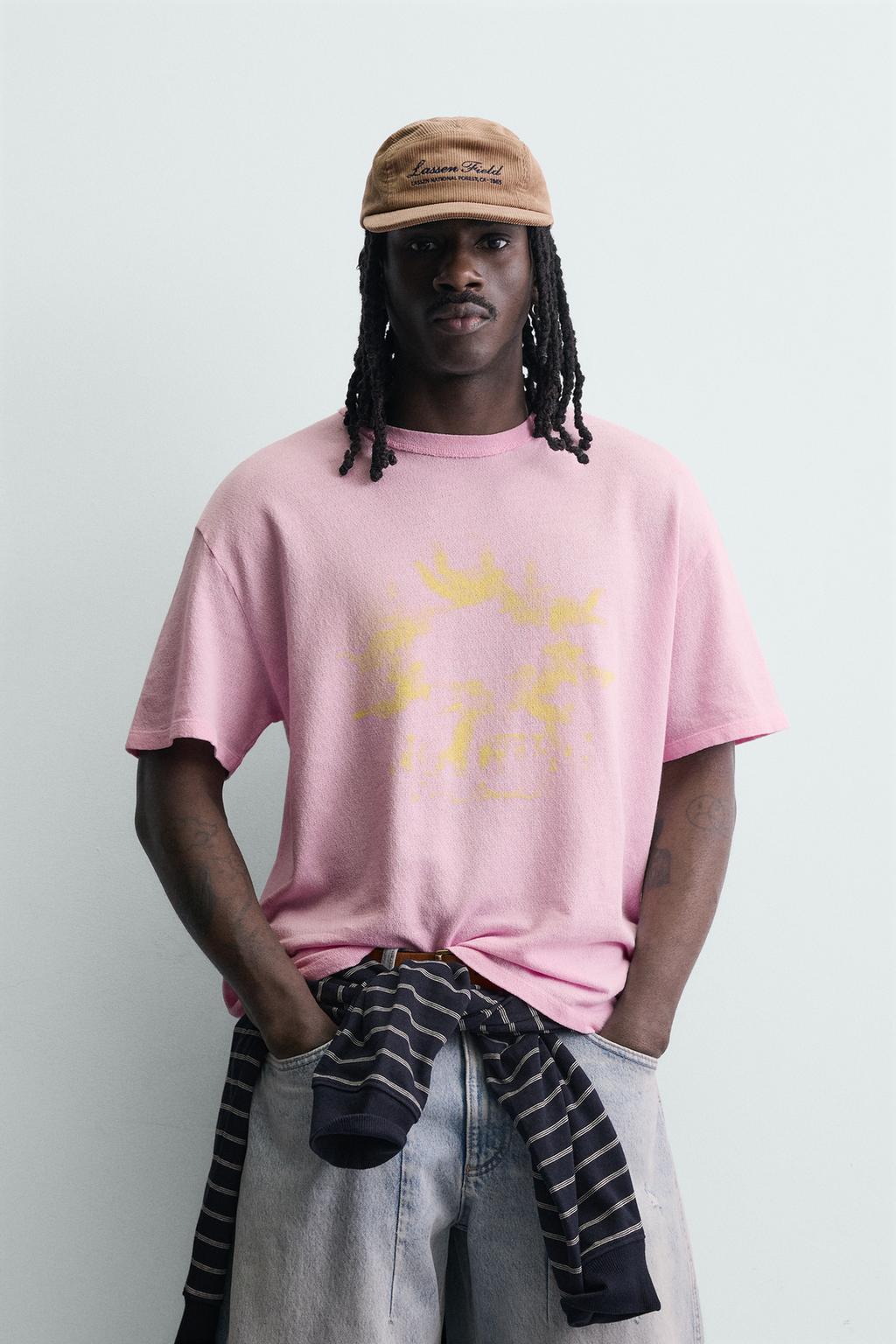 ФУТБОЛКА С КОНТРАСТНЫМ ПРИНТОМ