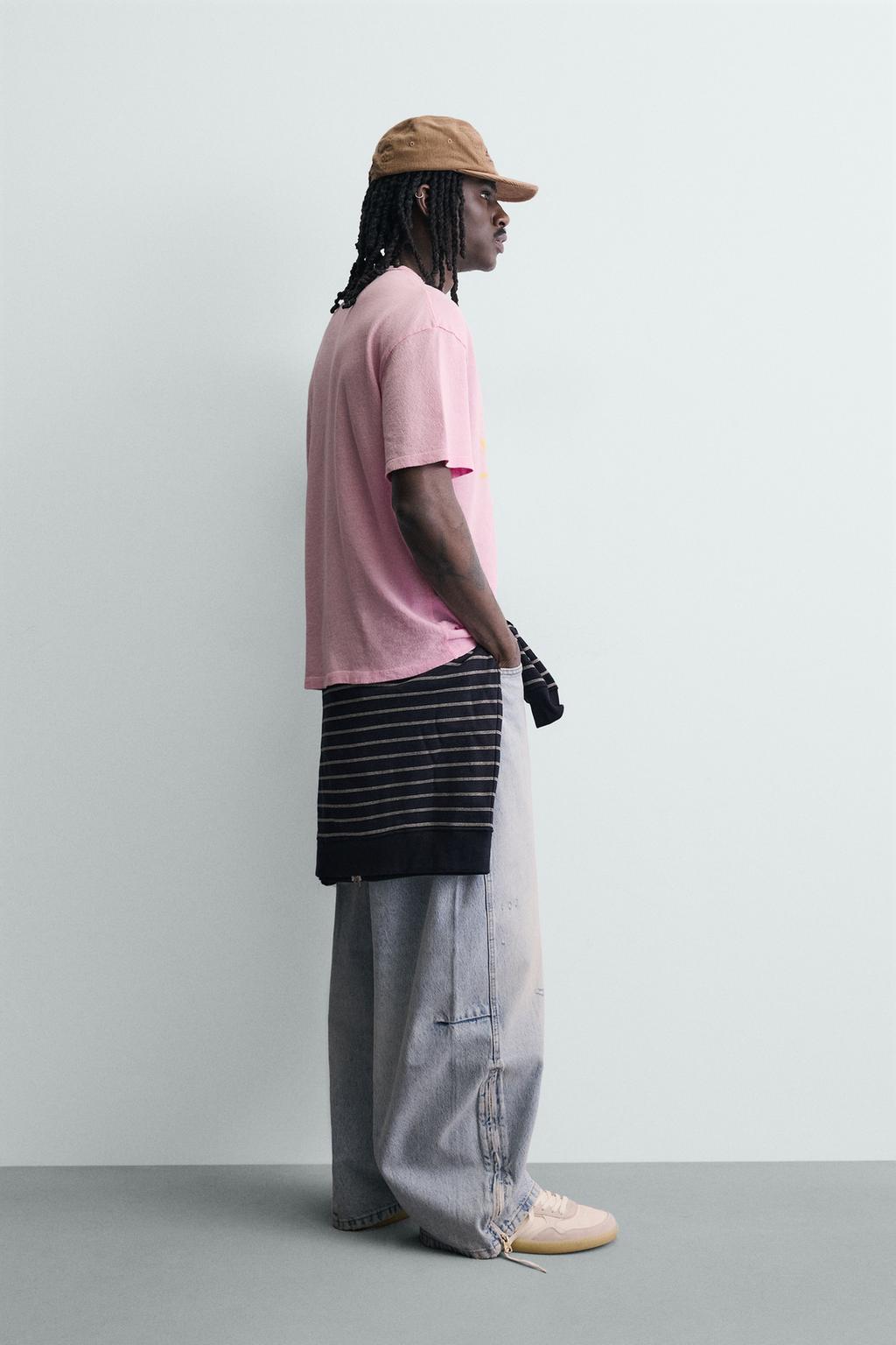 ФУТБОЛКА С КОНТРАСТНЫМ ПРИНТОМ