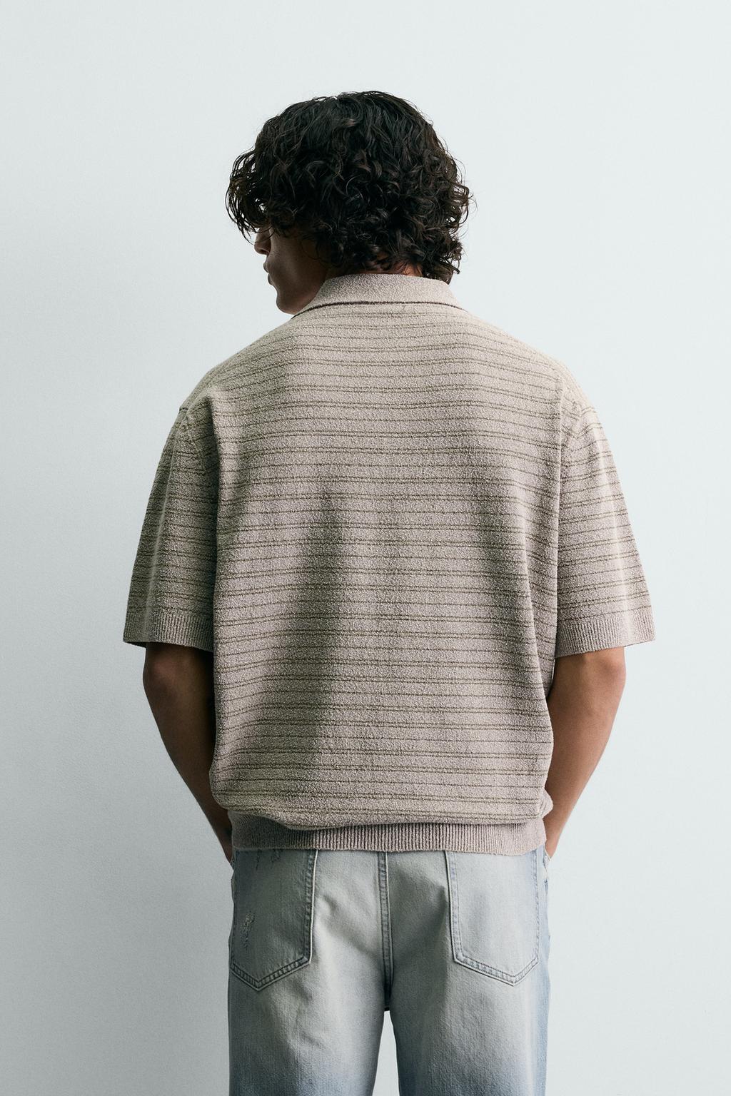 ПОЛО ИЗ РЕЛЬЕФНОГО БУКЛИРОВАННОГО ТРИКОТАЖА