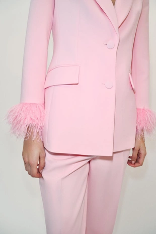 Блейзер с плечами и перьями- Заказать в России