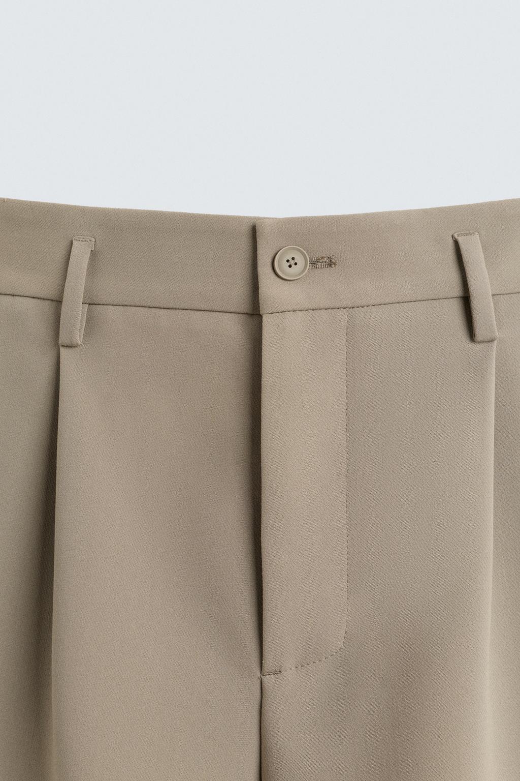 СВОБОДНЫЕ ШОРТЫ СО СКЛАДКАМИ